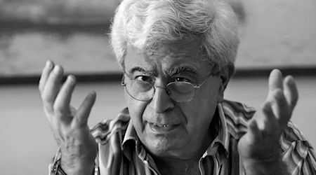 El defensor del pueblo palestino Elias Khoury falleció en Líbano