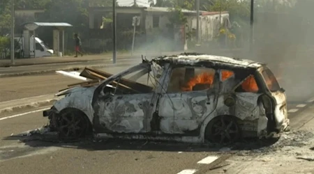 Martinica impone toque de queda tras disturbios por alto costo de vida